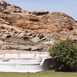 Willa Daedalus - Luxe Hilltop Escape With Infinity Pool, Jacuzzi & Panoramic Sea Views *