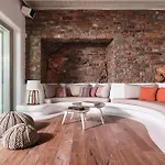 Daedalus - Luxe Hilltop Escape With Infinity Pool, Jacuzzi & Panoramic Sea Views *