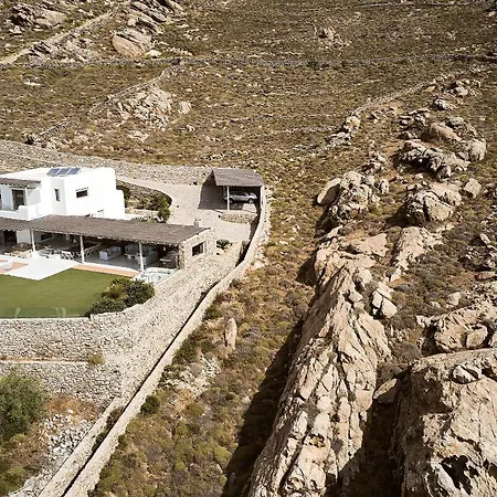 Daedalus - Luxe Hilltop Escape With Infinity Pool, Jacuzzi & Panoramic Sea Views Elia (Mykonos)