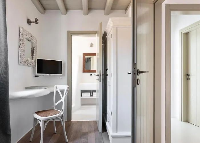 Daedalus - Luxe Hilltop Escape With Infinity Pool, Jacuzzi & Panoramic Sea Views